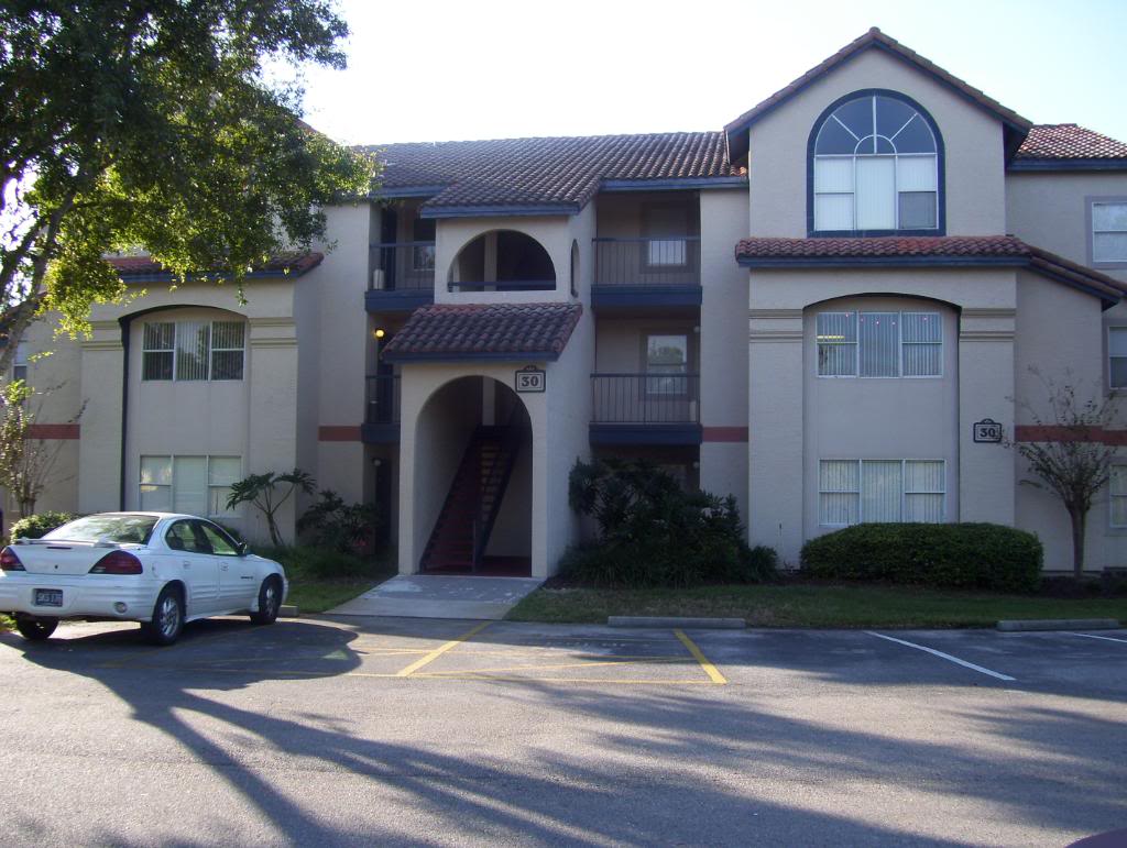 Vista Way apartment building 30